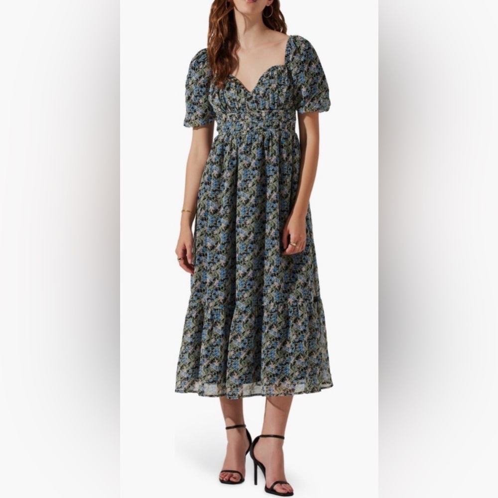 ASTR the Label Blue Floral Puff sleeve maxi NWT Sz XL